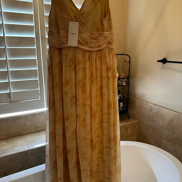 Ever Pretty pale cream yellow floral chiffon gown NWT US10 - Picture 5 of 5